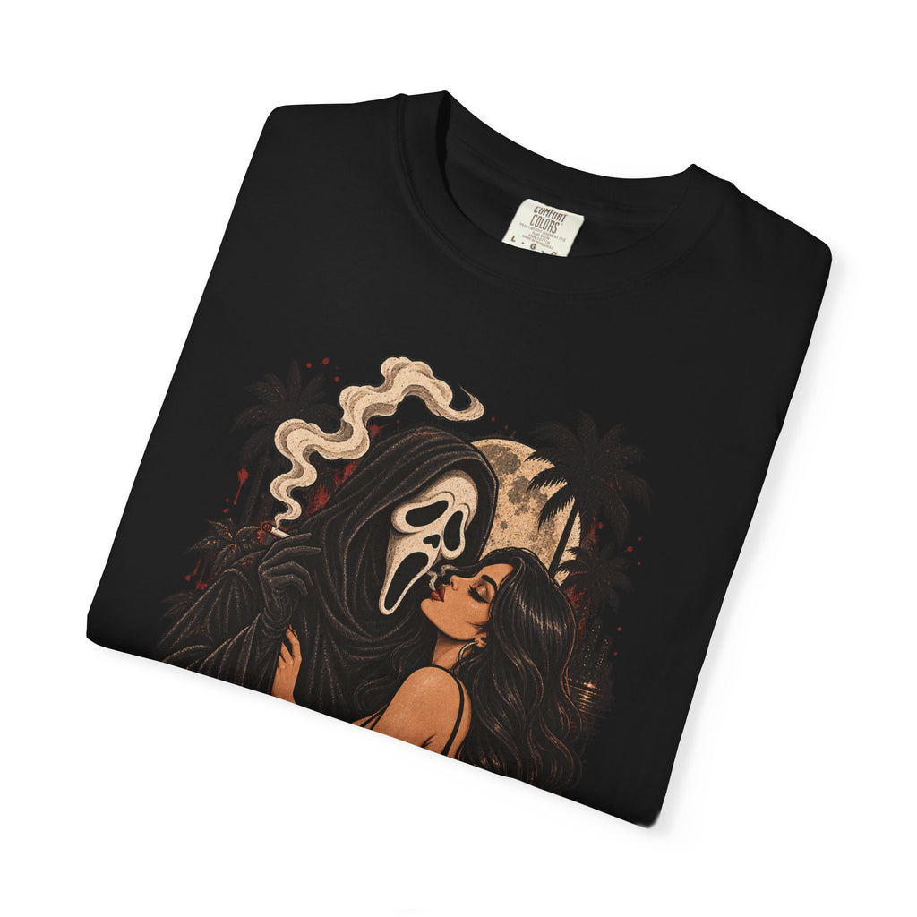 Scream Mask Embrace T-Shirt — Retro Horror Girl Graphic Tee